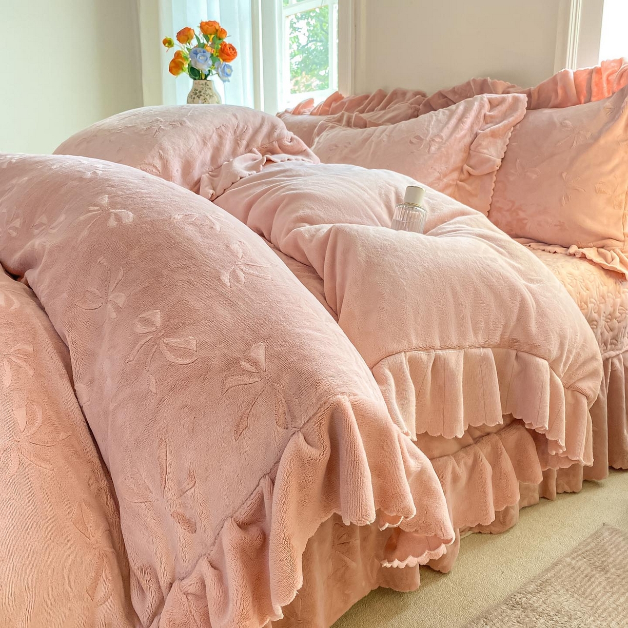 91家纺网 家纺一手货源 找家纺 （总）慕希家纺 2025新款高克重牛奶绒夹棉床盖四件套