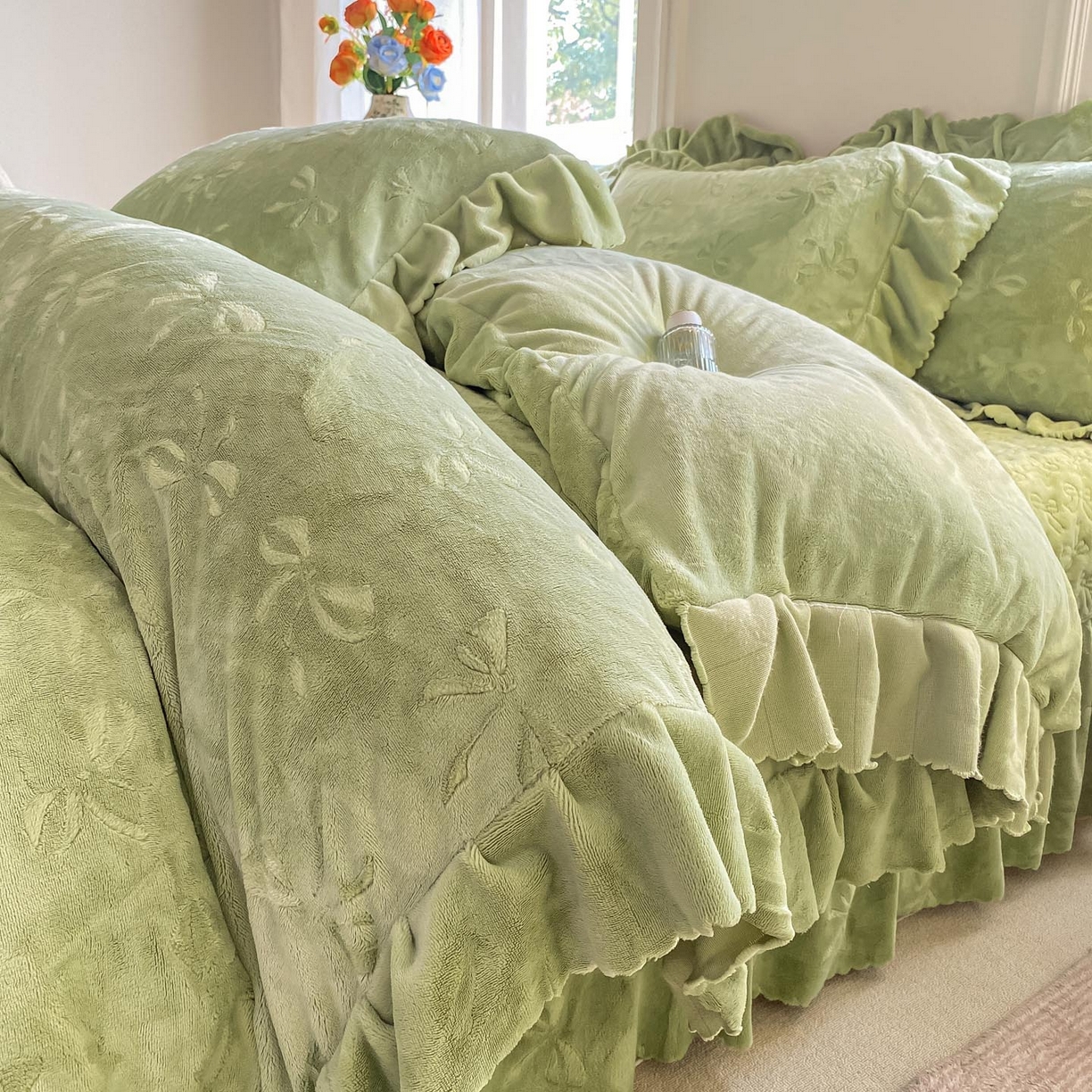 91家纺网 家纺一手货源 找家纺 （总）慕希家纺 2025新款高克重牛奶绒夹棉床盖四件套