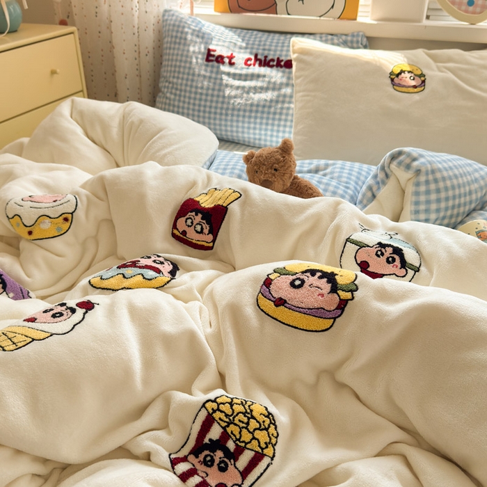 91家纺网 家纺一手货源 找家纺 贝扬思家纺 2025新款高克重牛奶绒可爱系卡通毛巾绣四件套系列-小红书推荐 汉堡小新