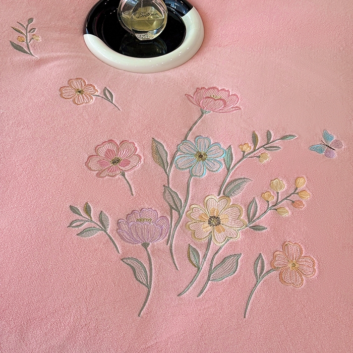 91家纺网 家纺一手货源 找家纺 （总）织雅漫 2025新款牛奶绒绣花四件套