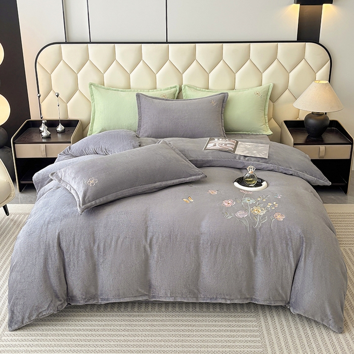 织雅漫 2025新款牛奶绒绣花四件套 山灰