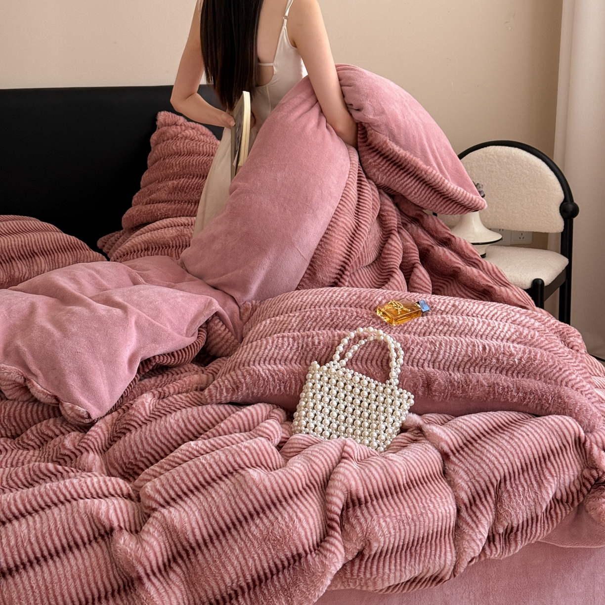 91家纺网 家纺一手货源 找家纺 （总）眠博士 2025新款阳离子兔兔绒四件套