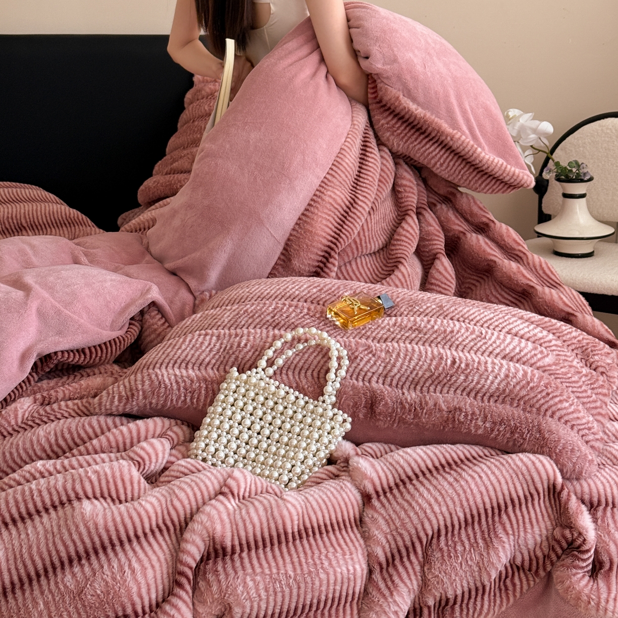 91家纺网 家纺一手货源 找家纺 （总）眠博士 2025新款阳离子兔兔绒四件套