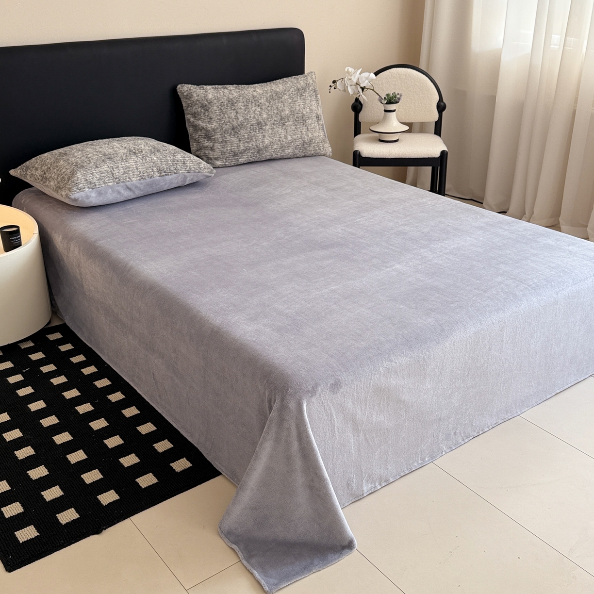 91家纺网 家纺一手货源 找家纺 眠博士 2025新款阳离子兔兔绒四件套 兔兔绒阳离子-抽条浅灰