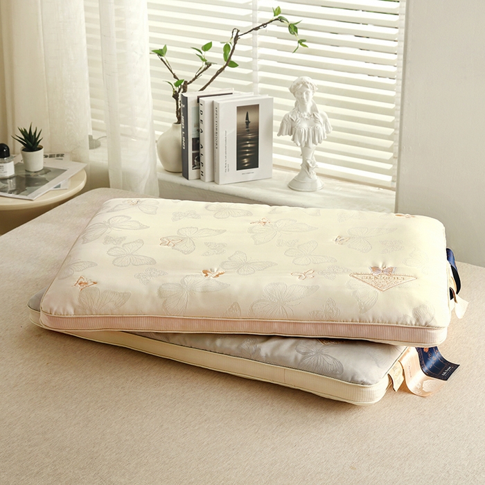 91家纺网 家纺一手货源 找家纺 云熙枕业 2025新款爆款漫舞酒店云朵枕枕头枕芯 灰色