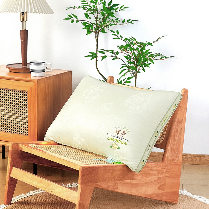 91家纺网 家纺一手货源 找家纺 （总）云熙枕业 2025新款贡缎提花护颈枕枕头枕芯-栀愈