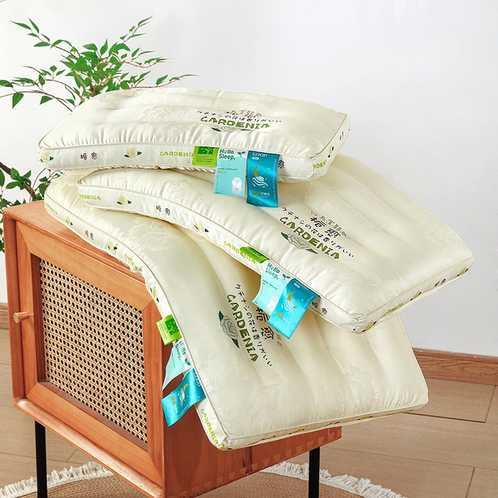 91家纺网 家纺一手货源 找家纺 （总）云熙枕业 2025新款贡缎提花护颈枕枕头枕芯-栀愈