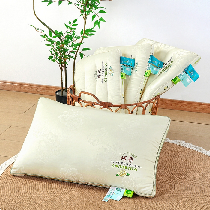 91家纺网 家纺一手货源 找家纺 （总）云熙枕业 2025新款贡缎提花护颈枕枕头枕芯-栀愈