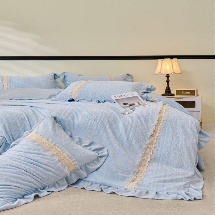 91家纺网 家纺一手货源 找家纺 （总）七里香 2025新款雕花绒牛奶绒工艺款四件套-偏爱系列