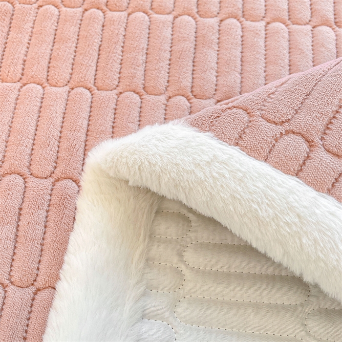 91家纺网 家纺一手货源 找家纺 喜居 2025新款宝宝牛奶绒刺绣床垫腊肠狗系列 腊肠狗-粉