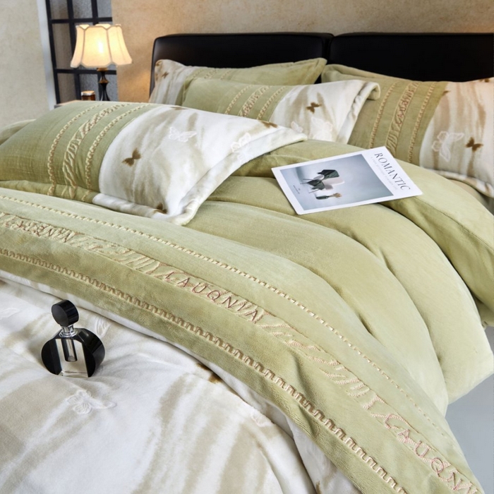 91家纺网 家纺一手货源 找家纺 （总）七里香 2025新款牛奶绒印花刺绣四件套-繁花系列