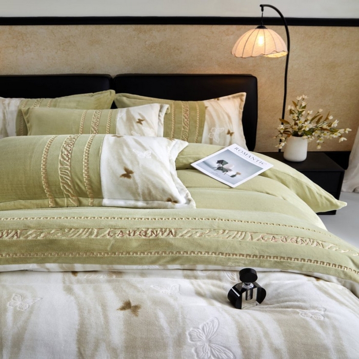 91家纺网 家纺一手货源 找家纺 （总）七里香 2025新款牛奶绒印花刺绣四件套-繁花系列