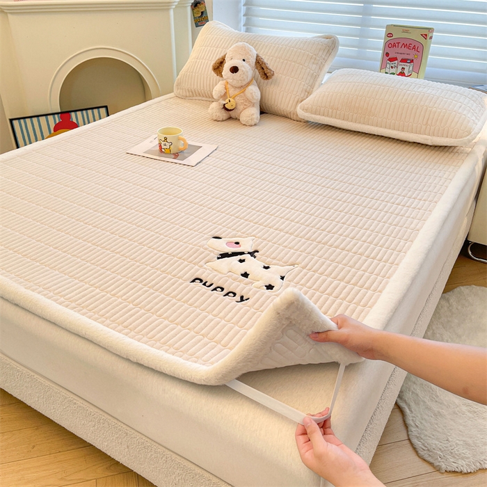 喜居 2025新款宝宝牛奶绒刺绣床垫班尼狗系列 班尼狗-咖