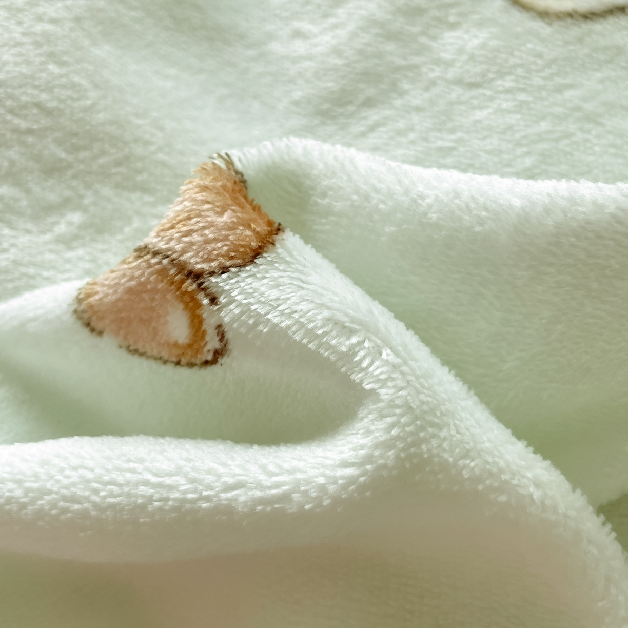 91家纺网 家纺一手货源 找家纺 慕澄家纺 2025新款赫本风牛奶绒花边款四件套 花边款-蝶舞