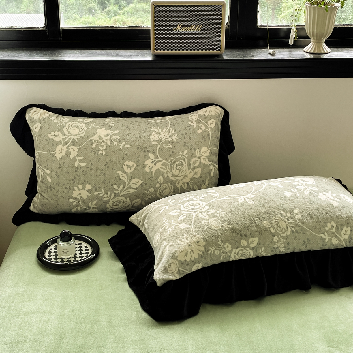 91家纺网 家纺一手货源 找家纺 慕澄家纺 2025新款赫本风牛奶绒花边款四件套 花边款-绿色心情