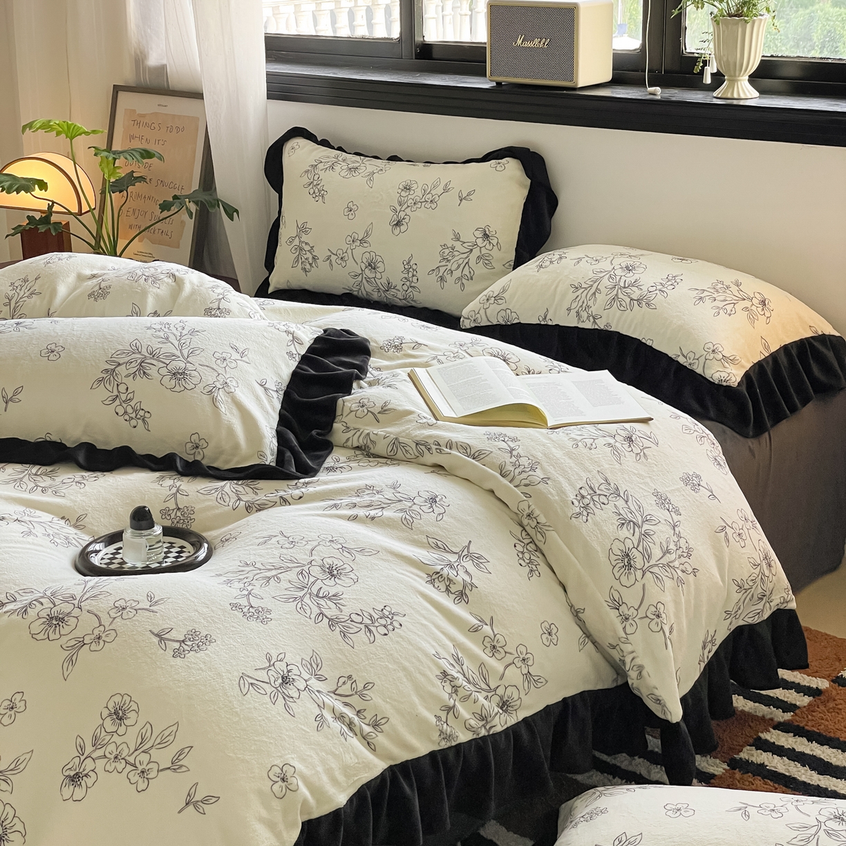 91家纺网 家纺一手货源 找家纺 慕澄家纺 2025新款赫本风牛奶绒花边款四件套 花边款-花颜