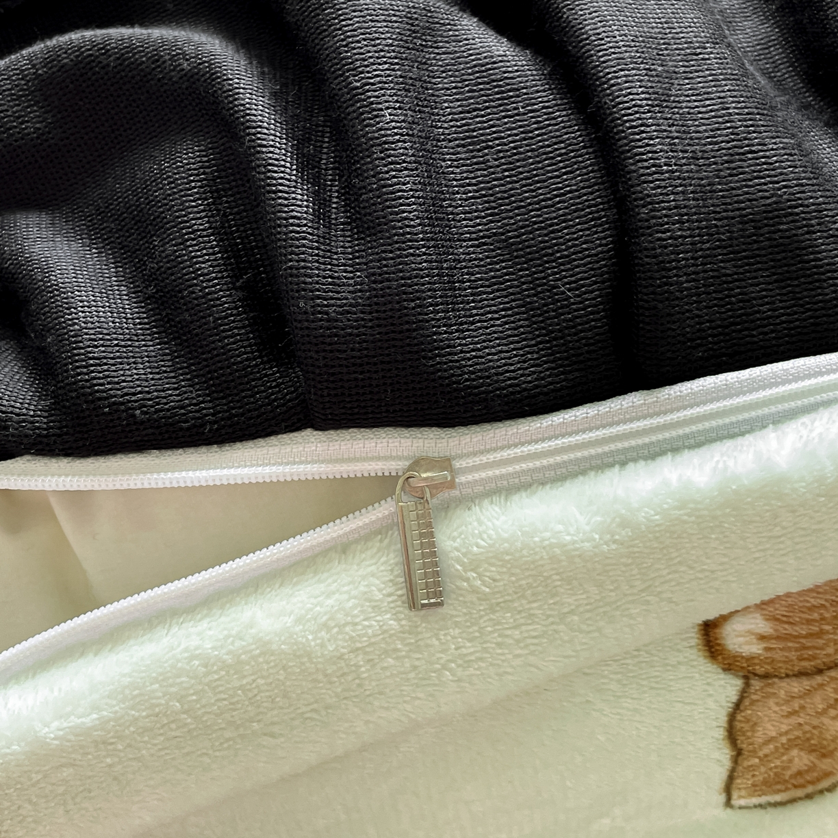 91家纺网 家纺一手货源 找家纺 慕澄家纺 2025新款赫本风牛奶绒花边款四件套 花边款-蝶舞