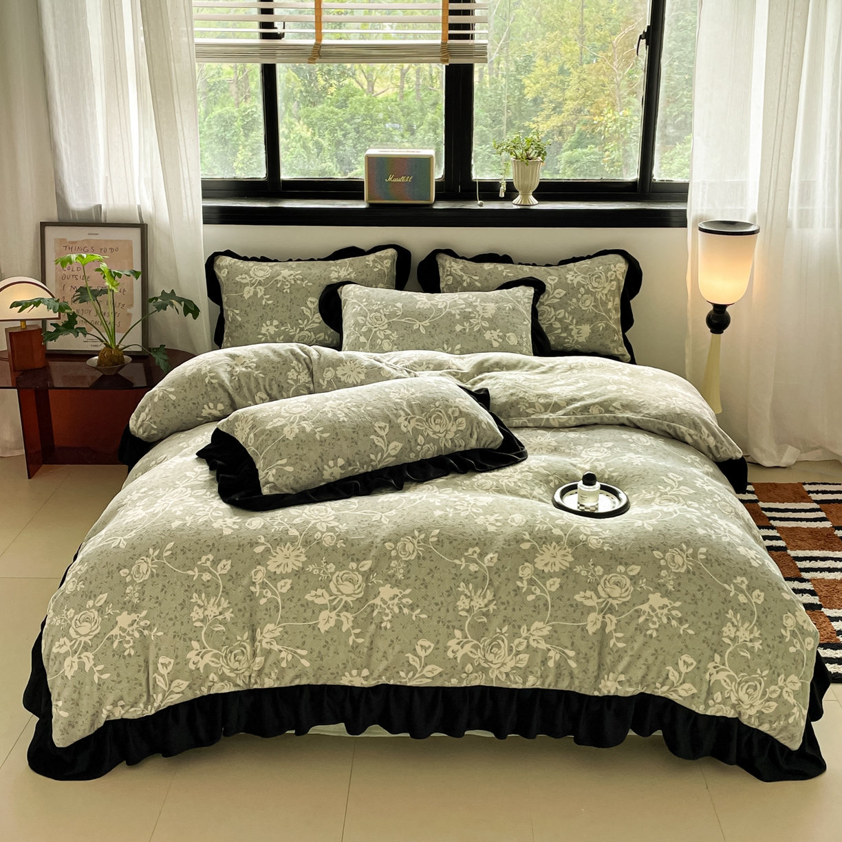 91家纺网 家纺一手货源 找家纺 慕澄家纺 2025新款赫本风牛奶绒花边款四件套 花边款-绿色心情