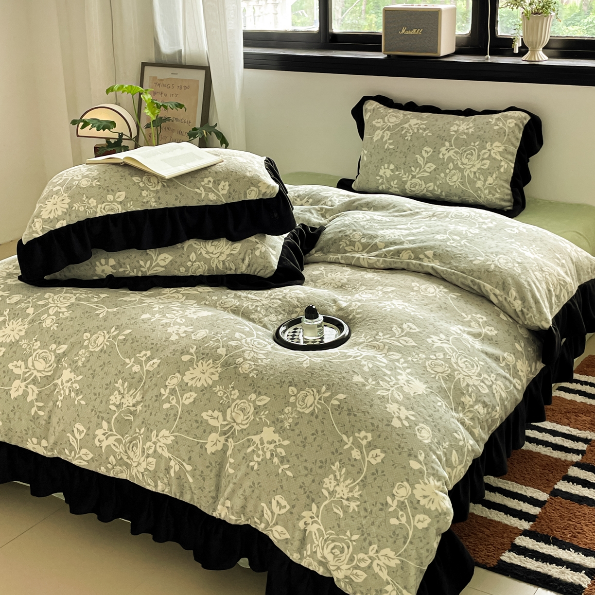 91家纺网 家纺一手货源 找家纺 慕澄家纺 2025新款赫本风牛奶绒花边款四件套 花边款-绿色心情