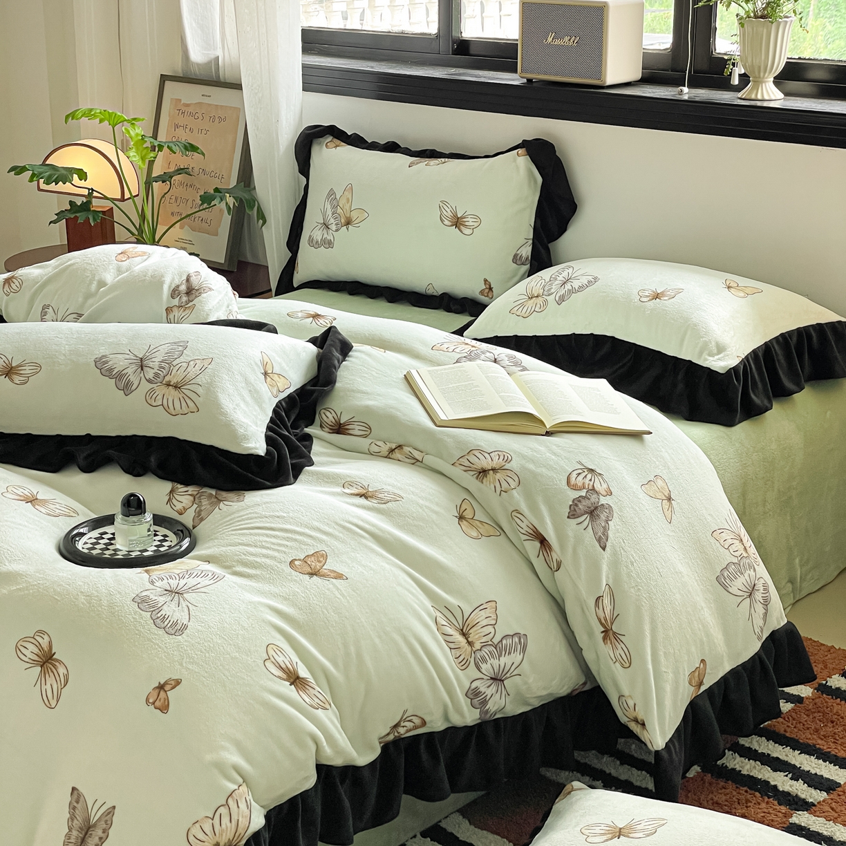 91家纺网 家纺一手货源 找家纺 慕澄家纺 2025新款赫本风牛奶绒花边款四件套 花边款-蝶舞