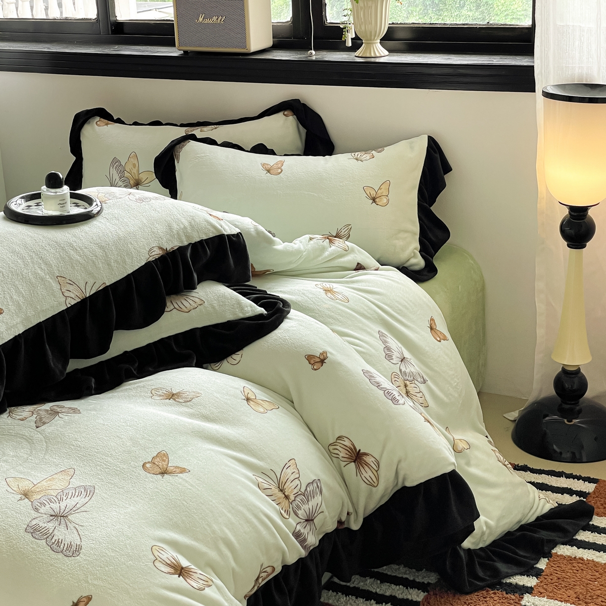 91家纺网 家纺一手货源 找家纺 慕澄家纺 2025新款赫本风牛奶绒花边款四件套 花边款-蝶舞