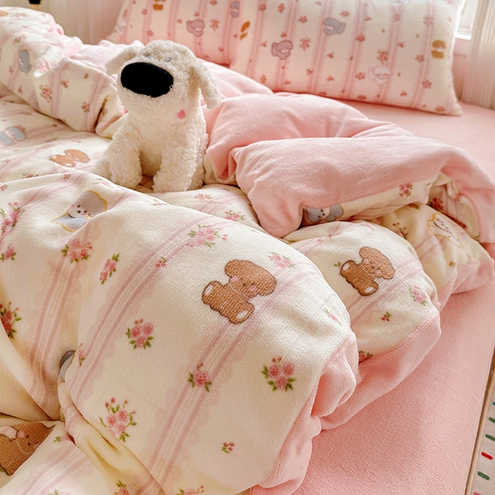 91家纺网 家纺一手货源 找家纺 （总）西引力 2025新款亲肤舒适加厚牛奶绒印花四件套