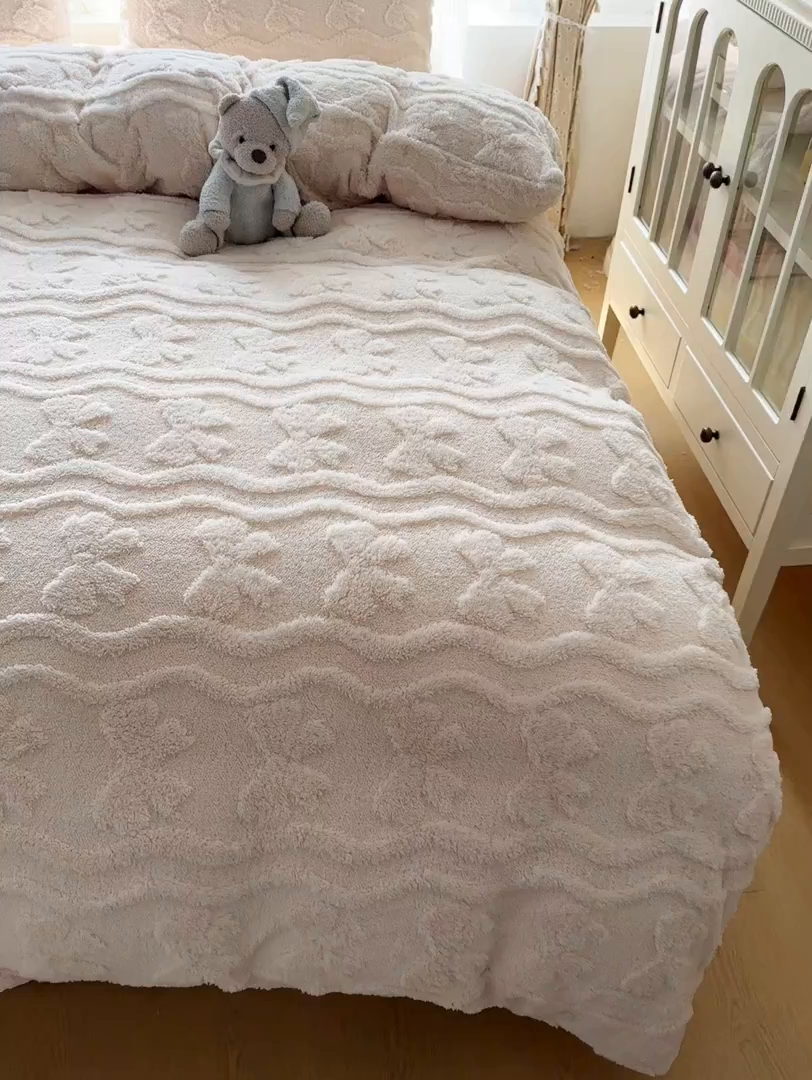 91家纺网 家纺一手货源 找家纺 老K (原美阁） 2025新款塔芙绒四件套单被套系列 奶咖