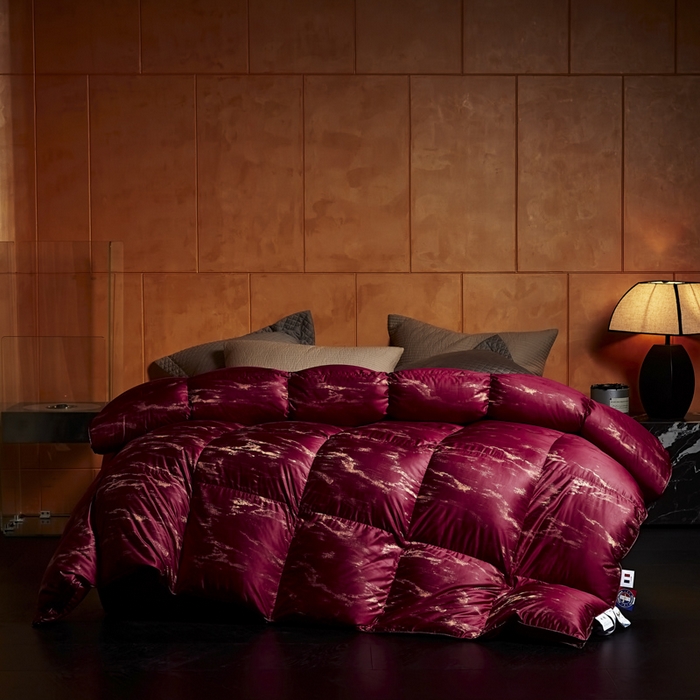 91家纺网 家纺一手货源 找家纺 （总）暖羽屋羽绒馆  2025新款国标95白鸭绒被芯 婚庆羽绒被子 双人加厚喜被 2米结婚被子