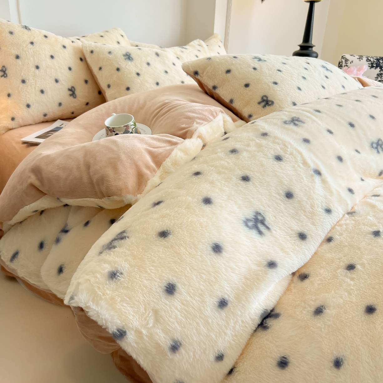 同田家纺 2025新款法式风兔绒牛奶绒四件套 小蝴蝶结-黄