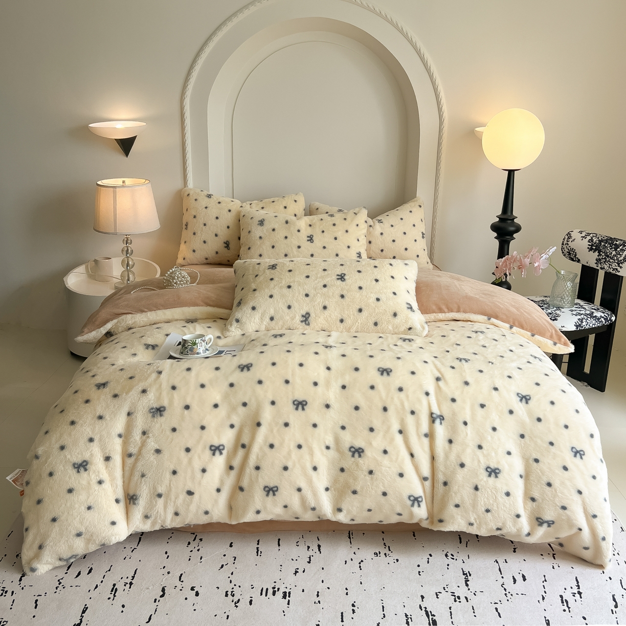 91家纺网 家纺一手货源 找家纺 同田家纺 2025新款法式风兔绒牛奶绒四件套 小蝴蝶结-黄