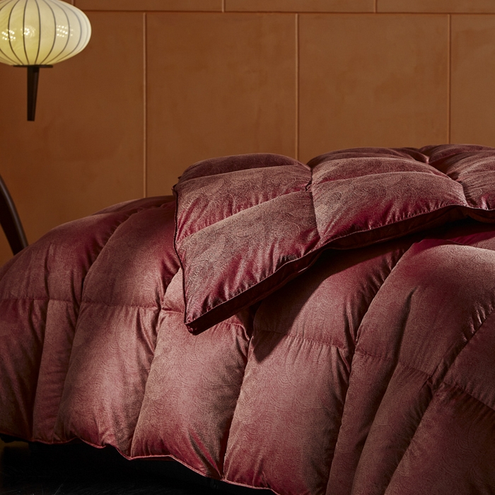 91家纺网 家纺一手货源 找家纺 暖羽屋羽绒馆  2025新款国标95白鸭绒被芯 婚庆羽绒被子 双人加厚喜被 2米结婚被子 繁星 红 B面