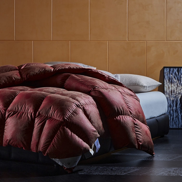 91家纺网 家纺一手货源 找家纺 暖羽屋羽绒馆  2025新款国标95白鸭绒被芯 婚庆羽绒被子 双人加厚喜被 2米结婚被子 恋羽 红