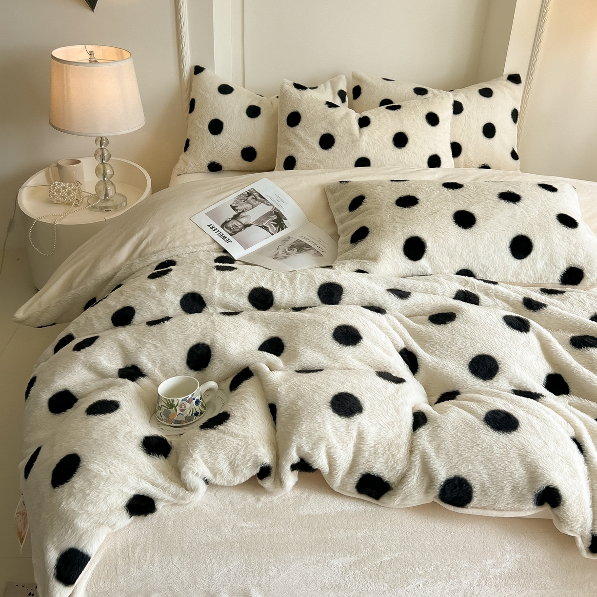 91家纺网 家纺一手货源 找家纺 （总）同田家纺 2025新款法式风兔绒牛奶绒四件套