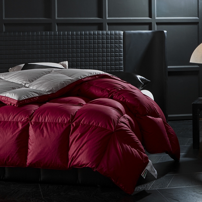 91家纺网 家纺一手货源 找家纺 暖羽屋羽绒馆  2025新款国标95白鸭绒被芯 婚庆羽绒被子 双人加厚喜被 2米结婚被子 怦然心动 红