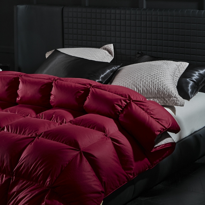 91家纺网 家纺一手货源 找家纺 暖羽屋羽绒馆  2025新款国标95白鸭绒被芯 婚庆羽绒被子 双人加厚喜被 2米结婚被子 怦然心动 红