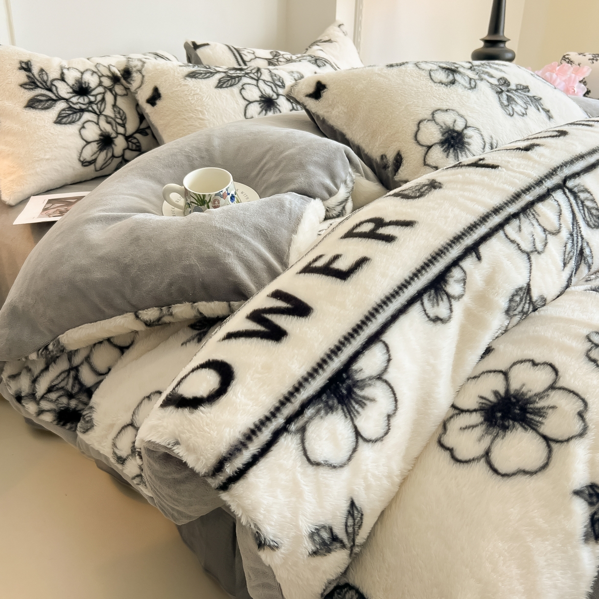 同田家纺 2025新款法式风兔绒牛奶绒四件套 蝶恋花