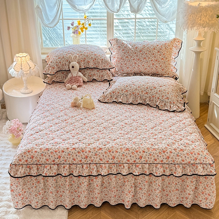 91家纺网 家纺一手货源 找家纺 优家居 2025新品水洗棉夹棉床裙单件三件套韩版水洗皱皱纱夹棉床盖床罩直播爆款 陌上花开