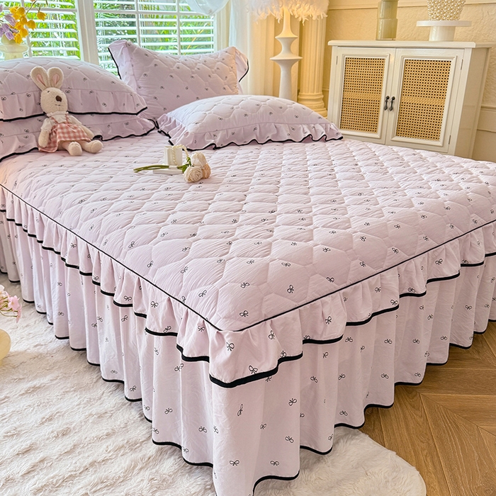 91家纺网 家纺一手货源 找家纺 优家居 2025新品水洗棉夹棉床裙单件三件套韩版水洗皱皱纱夹棉床盖床罩直播爆款 粉雾结语