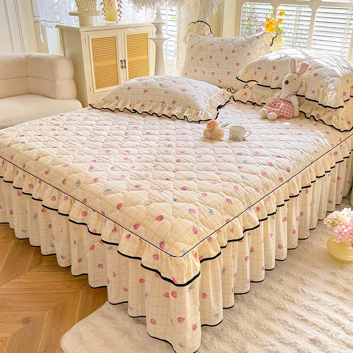 91家纺网 家纺一手货源 找家纺 （总）优家居 2025新品水洗棉夹棉床裙单件三件套韩版水洗皱皱纱夹棉床盖床罩直播爆款