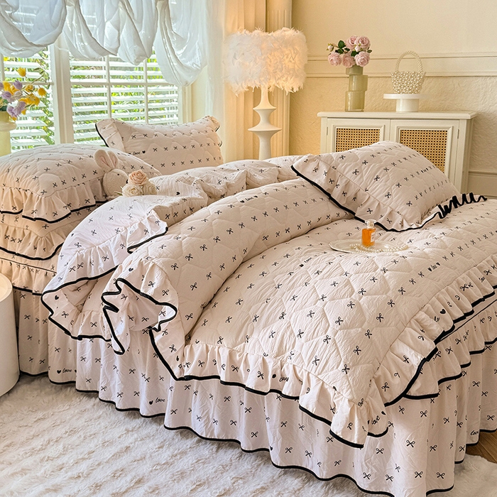 91家纺网 家纺一手货源 找家纺 优家居 2025新品水洗棉夹棉床裙单件三件套韩版水洗皱皱纱夹棉床盖床罩直播爆款 爱心蝴蝶结