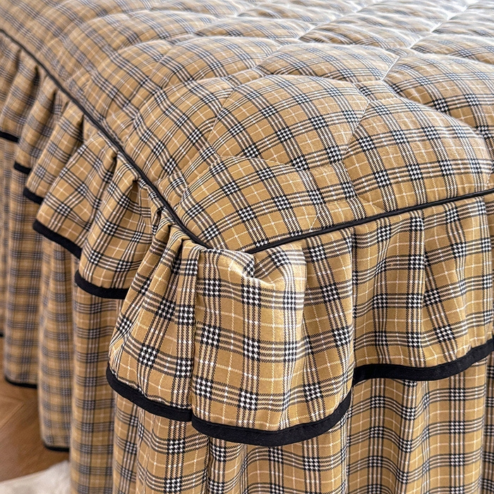 91家纺网 家纺一手货源 找家纺 优家居 2025新品水洗棉夹棉床裙单件三件套韩版水洗皱皱纱夹棉床盖床罩直播爆款 巴宝格-咖