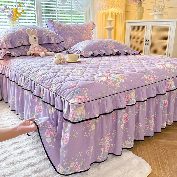 91家纺网 家纺一手货源 找家纺 优家居 2025新品水洗棉夹棉床裙单件三件套韩版水洗皱皱纱夹棉床盖床罩直播爆款 秘园絮语