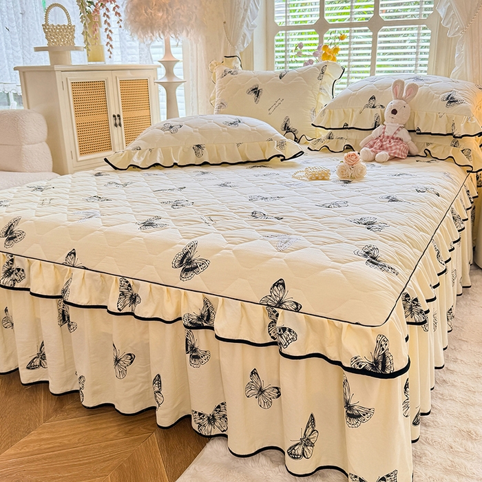 91家纺网 家纺一手货源 找家纺 优家居 2025新品水洗棉夹棉床裙单件三件套韩版水洗皱皱纱夹棉床盖床罩直播爆款 蝶舞芳华