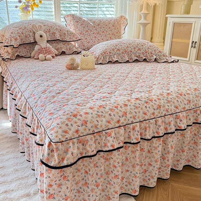 91家纺网 家纺一手货源 找家纺 优家居 2025新品水洗棉夹棉床裙单件三件套韩版水洗皱皱纱夹棉床盖床罩直播爆款 陌上花开