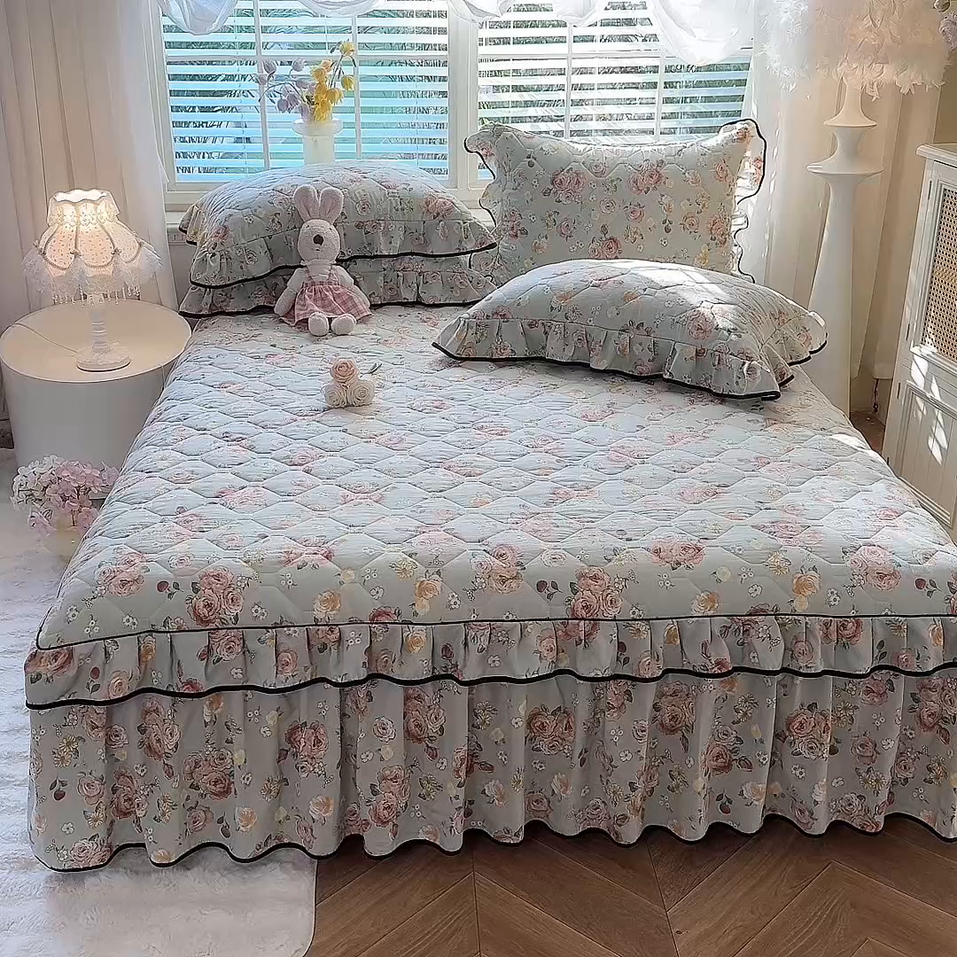 91家纺网 家纺一手货源 找家纺 优家居 2025新品水洗棉夹棉床裙单件三件套韩版水洗皱皱纱夹棉床盖床罩直播爆款 花花田园