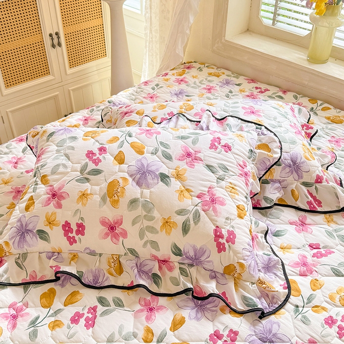 91家纺网 家纺一手货源 找家纺 优家居 2025新品水洗棉夹棉床裙单件三件套韩版水洗皱皱纱夹棉床盖床罩直播爆款 繁花似锦