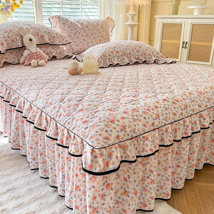 91家纺网 家纺一手货源 找家纺 优家居 2025新品水洗棉夹棉床裙单件三件套韩版水洗皱皱纱夹棉床盖床罩直播爆款 陌上花开