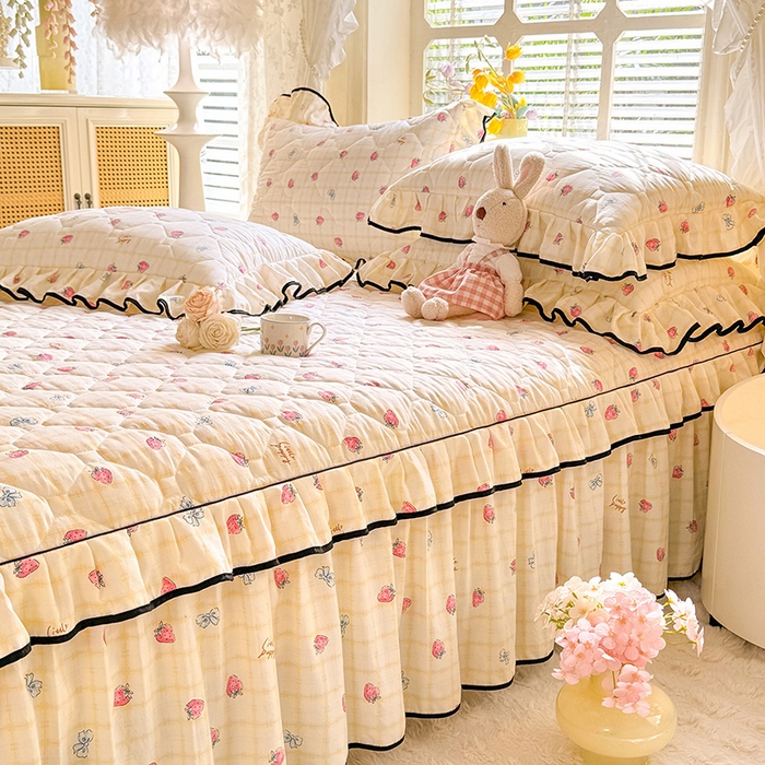 91家纺网 家纺一手货源 找家纺 （总）优家居 2025新品水洗棉夹棉床裙单件三件套韩版水洗皱皱纱夹棉床盖床罩直播爆款