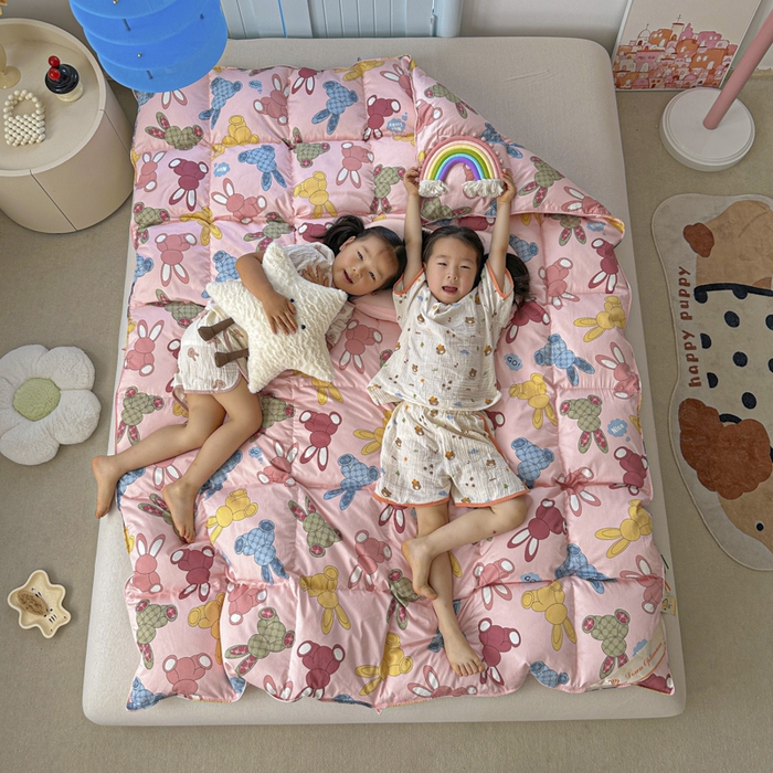 91家纺网 家纺一手货源 找家纺 暖羽屋羽绒馆  2025新款儿童95白鹅绒被1.5米学生纯棉羽绒被子 鹅绒被芯婴幼儿加厚春秋被羽绒冬被 时尚八宝