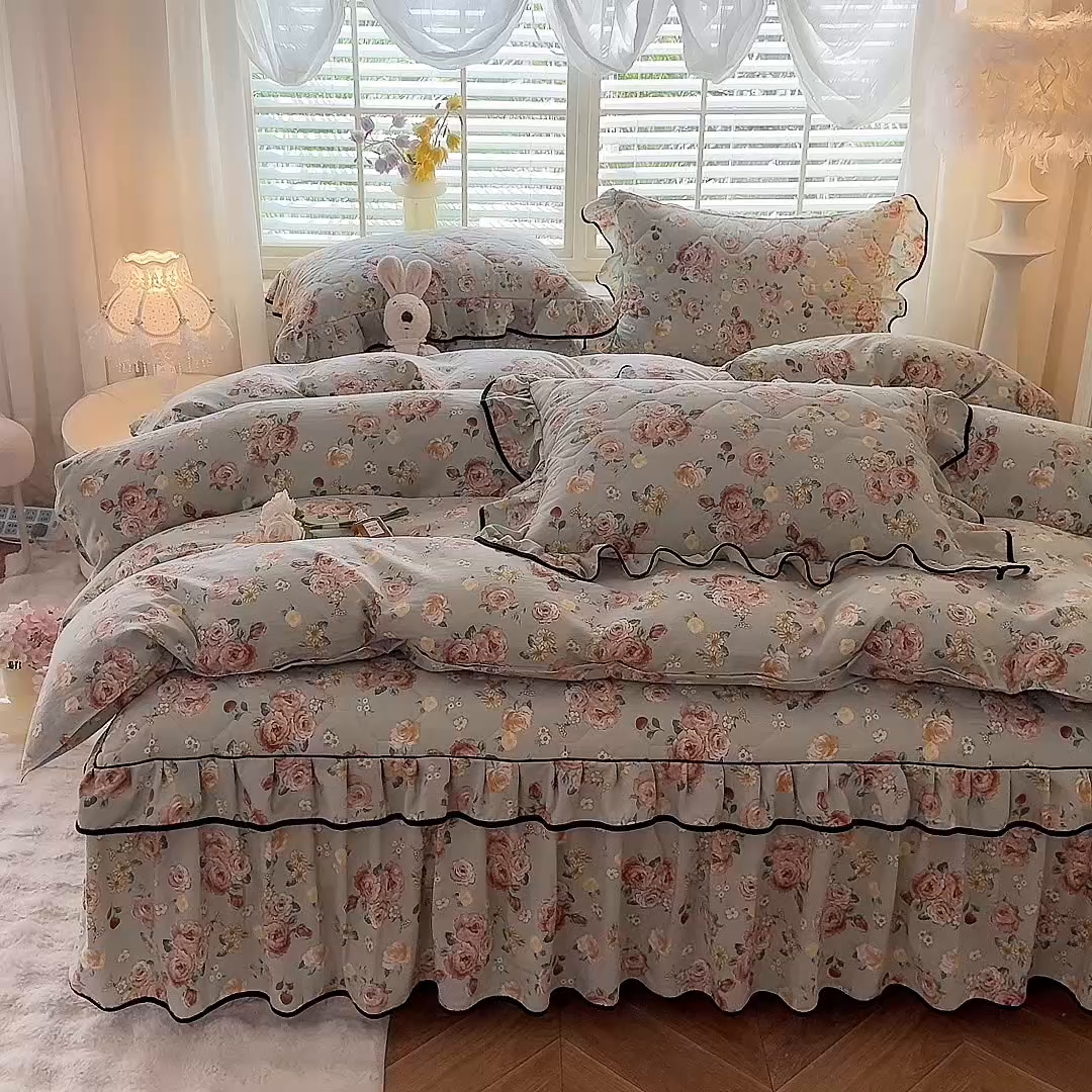 91家纺网 家纺一手货源 找家纺 优家居 2025新品水洗棉全夹棉床裙四件套韩版糯糯棉水洗皱皱纱床罩花边被套枕套直播爆款 花花田园